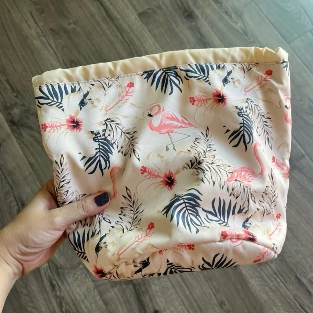 NWT Narwey Flamingo Cosmetic Bag